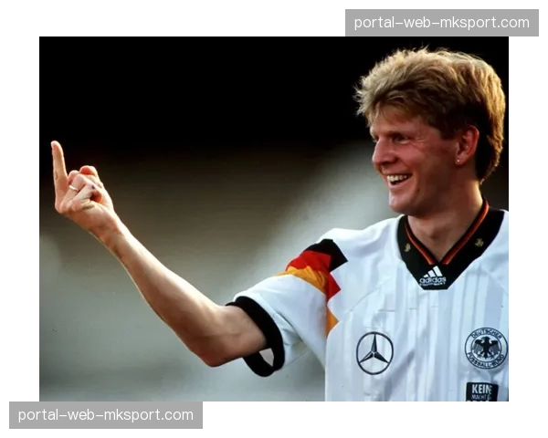 “通讯：蒙扎老将佩西纳的转型之路，从中场核心到更衣室领袖”