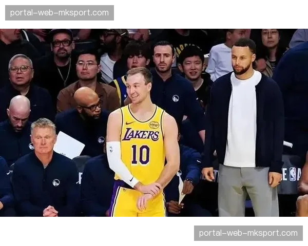 深度报道：防守效率跌至联盟后段，湖人三月份的致命滑坡